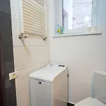 Cozy & Spacious Near Victoriei Square Апартаменти