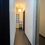 Cozy & Spacious Near Victoriei Square Bukarest