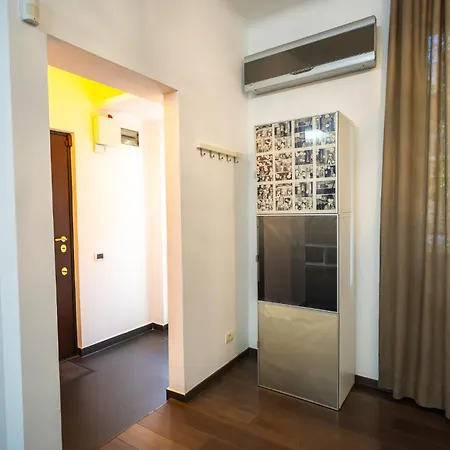 Cozy & Spacious Near Victoriei Square *