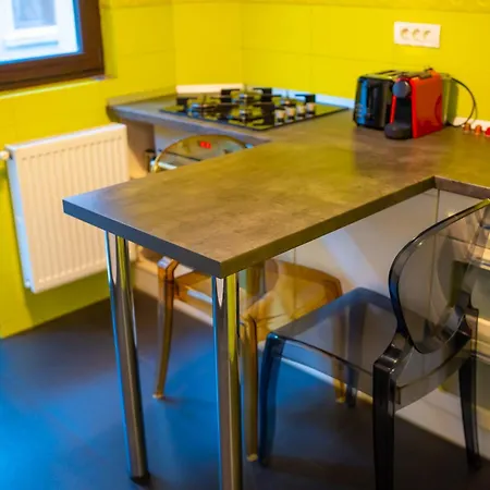 Cozy & Spacious Near Victoriei Square Apartament *