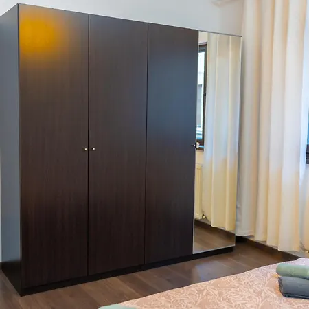 Cozy & Spacious Near Victoriei Square * Bukareszt