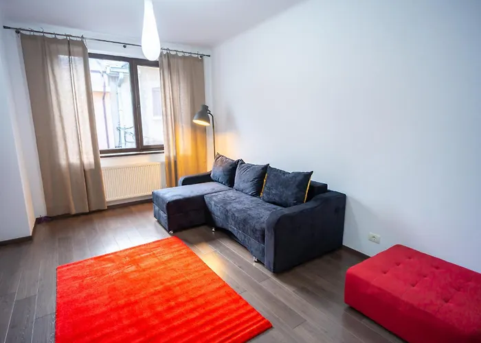 Apartment Cozy & Spacious Near Victoriei Square Bucharest
